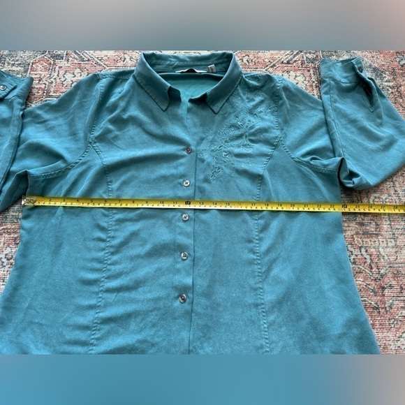 3 for $15 Avenue Embroidered Turquoise Suede Button Down/Size 18/20 - Picture 3 of 10